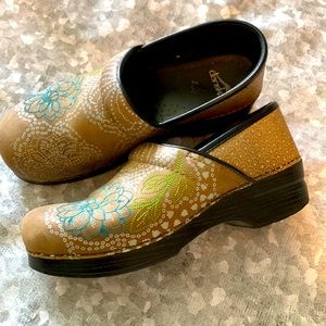 Dansko Shoes Size 11